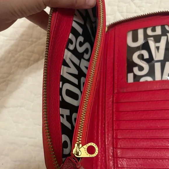 LOW START $299EUC Marc Jacobs Cherry Red Wallet with Gold Accents - Picture 8 of 9